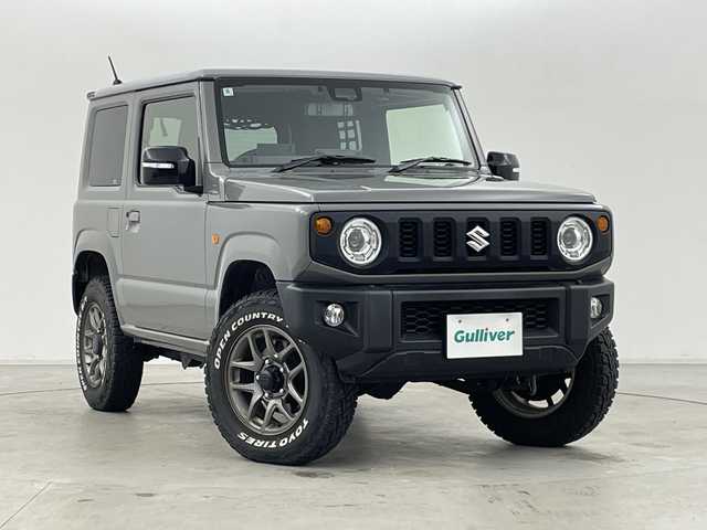 スズキ ジムニー XC 群馬県 2022(令4)年 2.4万km ミディアムグレー ４ＷＤターボ　アルパイン９型ディスプレイオーディオ　ＥＴＣ　ドラレコ　電子ミラー　衝突被害軽減システム　シートヒーター　クルーズコントロール　ダウンヒルアシスト　ＪＩＭＫＥＮＴＡＣマフラー　禁煙車