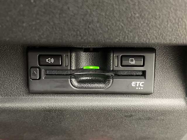 スズキ ジムニー XC 群馬県 2022(令4)年 2.4万km ミディアムグレー ４ＷＤターボ　アルパイン９型ディスプレイオーディオ　ＥＴＣ　ドラレコ　電子ミラー　衝突被害軽減システム　シートヒーター　クルーズコントロール　ダウンヒルアシスト　ＪＩＭＫＥＮＴＡＣマフラー　禁煙車