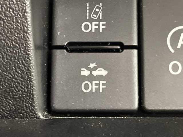 スズキ ジムニー XC 群馬県 2022(令4)年 2.4万km ミディアムグレー ４ＷＤターボ　アルパイン９型ディスプレイオーディオ　ＥＴＣ　ドラレコ　電子ミラー　衝突被害軽減システム　シートヒーター　クルーズコントロール　ダウンヒルアシスト　ＪＩＭＫＥＮＴＡＣマフラー　禁煙車