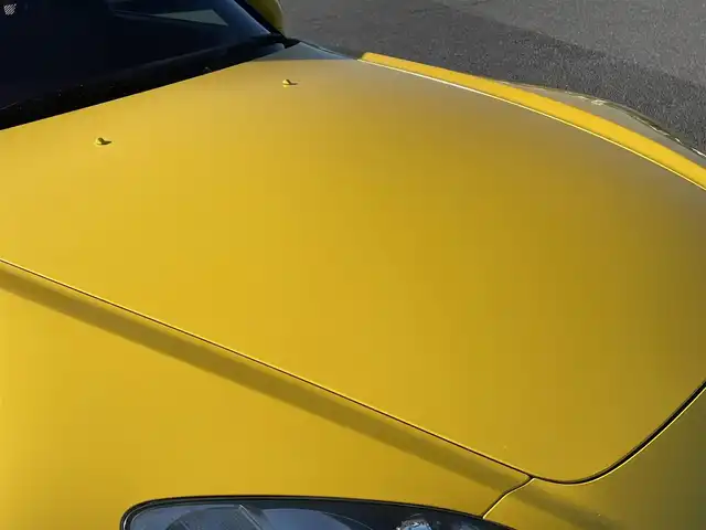 ホンダ Ｓ２０００ 千葉県 2001(平13)年 3.3万km インディイエローパール Y52P:インディイエローパール/OPレッドインテリア/レッドレザー/CE28N17インチAW/ガラススクリーン/レイズCE28N17インチAW/HIDヘッドライト/保証書/取扱説明書/スペアキー有