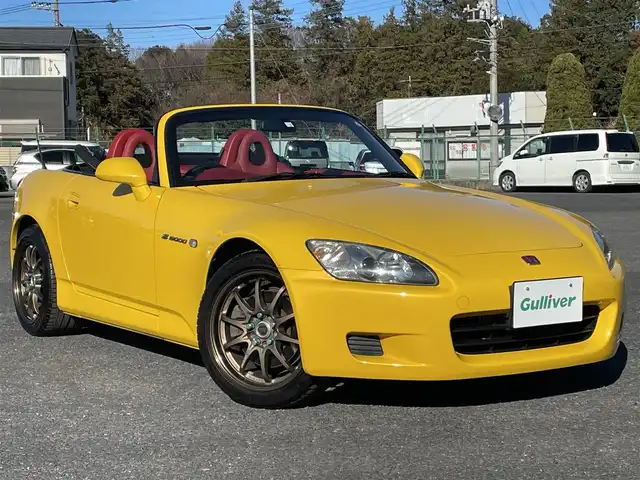 ホンダ Ｓ２０００ 千葉県 2001(平13)年 3.3万km インディイエローパール Y52P:インディイエローパール/OPレッドインテリア/レッドレザー/CE28N17インチAW/ガラススクリーン/レイズCE28N17インチAW/HIDヘッドライト/保証書/取扱説明書/スペアキー有