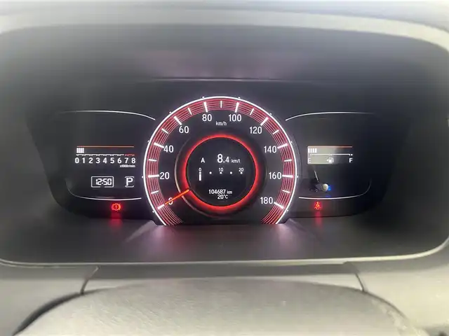 ホンダ オデッセイ アブソルート EX 埼玉県 2014(平26)年 10.5万km ホワイトオーキッドパール 衝突軽減ブレーキ　両側パワースライドドア　純正８インチナビ　フルセグＴＶ　ＣＤ／ＤＶＤ　Ｂｌｕｅｔｏｏｔｈ　ＨＤＭＩ　バックカメラ　クルーズコントロール　パワーシート　ハーフレザーシート　ＥＴＣ