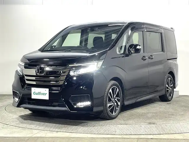 ホンダ ステップワゴン スパーダ クルスピセンシング 大阪府 2017(平29)年 5.5万km プレミアムスパークルブラックパール 純正ナビ(フルセグ/DVD再生/Bluetooth) 衝突軽減 後席モニター 両側パワースライドドア バックカメラ ETC レーダークルコン ハーフレザー シートヒーター ドラレコ パドルシフト