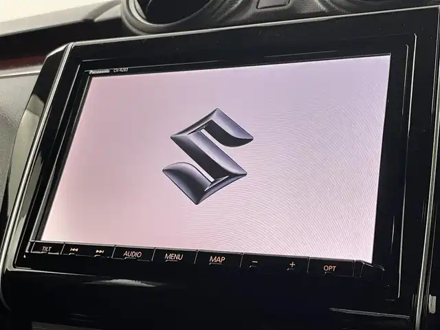 スズキ スイフト スポーツ セーフティPKG 埼玉県 2018(平30)年 4.9万km バーニングレッドPM 純正８インチナビ　フルセグＴＶ　Ｂｌｕｅｔｏｏｔｈ　全方位カメラ　シートヒーター　レーダークルーズコントロール　レーンアシスト　パドルシフト　衝突軽減システム　ドライブレコーダー　ビルトインＥＴＣ