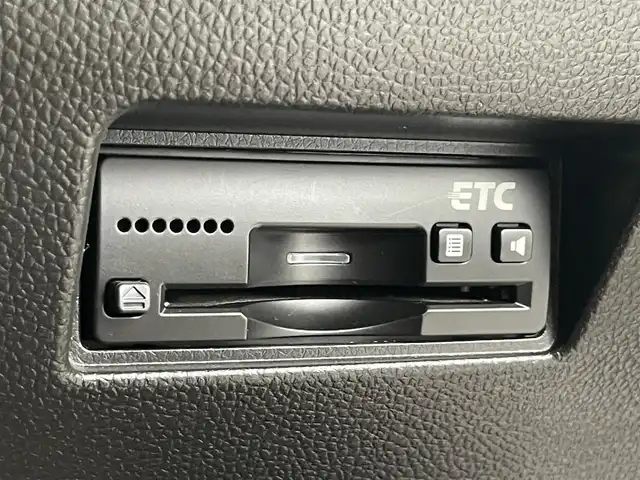 スズキ スイフト スポーツ セーフティPKG 埼玉県 2018(平30)年 4.9万km バーニングレッドPM 純正８インチナビ　フルセグＴＶ　Ｂｌｕｅｔｏｏｔｈ　全方位カメラ　シートヒーター　レーダークルーズコントロール　レーンアシスト　パドルシフト　衝突軽減システム　ドライブレコーダー　ビルトインＥＴＣ