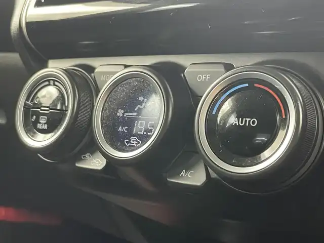 スズキ スイフト スポーツ セーフティPKG 埼玉県 2018(平30)年 4.9万km バーニングレッドPM 純正８インチナビ　フルセグＴＶ　Ｂｌｕｅｔｏｏｔｈ　全方位カメラ　シートヒーター　レーダークルーズコントロール　レーンアシスト　パドルシフト　衝突軽減システム　ドライブレコーダー　ビルトインＥＴＣ