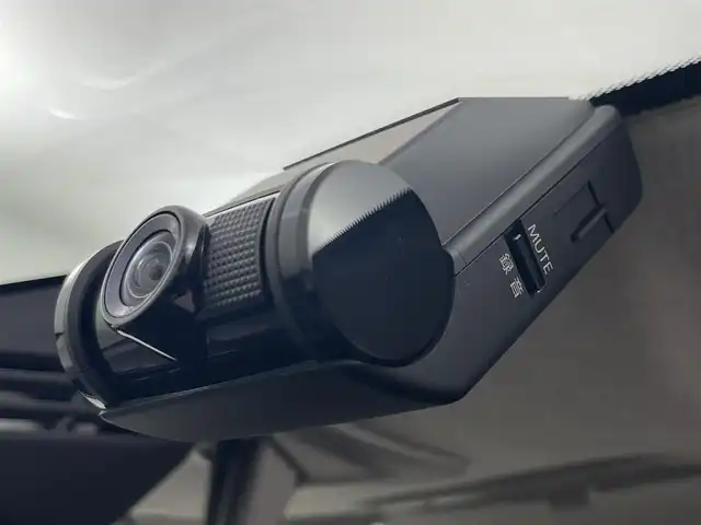 スズキ スイフト スポーツ セーフティPKG 埼玉県 2018(平30)年 4.9万km バーニングレッドPM 純正８インチナビ　フルセグＴＶ　Ｂｌｕｅｔｏｏｔｈ　全方位カメラ　シートヒーター　レーダークルーズコントロール　レーンアシスト　パドルシフト　衝突軽減システム　ドライブレコーダー　ビルトインＥＴＣ