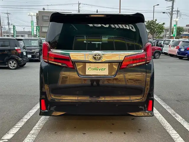 トヨタ アルファード S Cパッケージ 静岡県 2020(令2)年 4.6万km スパークリングブラックパールクリスタルシャイン エンジンスタートボタン/パワーステアリング/パワーウィンドウ/MTモード付AT/100V充電/スマートキー/スペアキー１本/クルーズコントロール/フリップダウンモニター/純正ETC2.0/USB入力端子/バックカメラ/純正メーカーOPメモリナビ（BT.フルセグ）/3列シート/サンルーフ/オットマン/電動リアゲート/フロアマット/D席N席パワーシート/レザーシート/D席N席シートヒーター/D席N席エアシート/両側パワースライドドア/純正アルミホイール/ABS/横滑り防止装置/コーナーセンサー前後/レーンキープアシスト/オートライト/オートマチックハイビーム/LEDヘッドライト/W+サイドエアバック/衝突軽減システム/ステアリングヒーター
