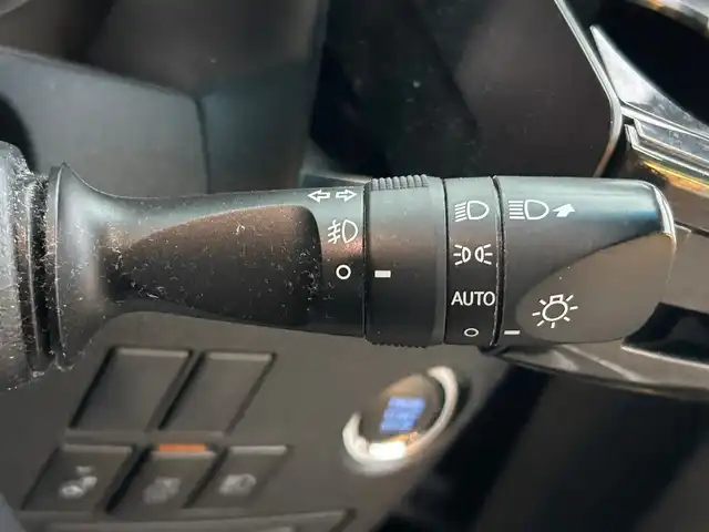 トヨタ アルファード S Cパッケージ 静岡県 2020(令2)年 4.6万km スパークリングブラックパールクリスタルシャイン エンジンスタートボタン/パワーステアリング/パワーウィンドウ/MTモード付AT/100V充電/スマートキー/スペアキー１本/クルーズコントロール/フリップダウンモニター/純正ETC2.0/USB入力端子/バックカメラ/純正メーカーOPメモリナビ（BT.フルセグ）/3列シート/サンルーフ/オットマン/電動リアゲート/フロアマット/D席N席パワーシート/レザーシート/D席N席シートヒーター/D席N席エアシート/両側パワースライドドア/純正アルミホイール/ABS/横滑り防止装置/コーナーセンサー前後/レーンキープアシスト/オートライト/オートマチックハイビーム/LEDヘッドライト/W+サイドエアバック/衝突軽減システム/ステアリングヒーター