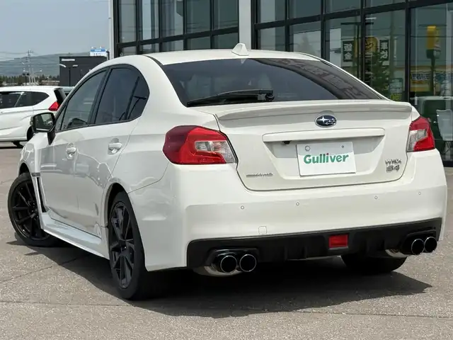 スバル ＷＲＸ Ｓ４ 2．0GT‐S アイサイト 道南・函館 2019(令1)年 1.9万km クリスタルホワイトP ・スマートキー＆プッシュスタート/・スペアキー/・ＳＤナビ（Ｂｌｕｅｔｏｏｔｈ／ＣＤ／ＳＤ／ｉＰｏｄ／ＵＳＢ／ＨＤＭＩ／ＡＵＸ／ＴＶ）/・サイドカメラ/・フロントカメラ/・バックカメラ/・ＨＫＳマフラー/・純正マフラー積込み/・ビルトインETC/・追従走行付きクルーズコントロール/・バックフォグ/・MTモードAT/・前席シートヒーター/・前席パワーシート/・ハーフレザーシート/・パドルシフト/・オートライト（LED）/・電動格納ウィンカーミラー
