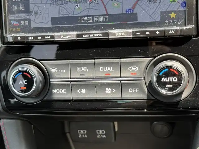 スバル ＷＲＸ Ｓ４ 2．0GT‐S アイサイト 道南・函館 2019(令1)年 1.9万km クリスタルホワイトP ・スマートキー＆プッシュスタート/・スペアキー/・ＳＤナビ（Ｂｌｕｅｔｏｏｔｈ／ＣＤ／ＳＤ／ｉＰｏｄ／ＵＳＢ／ＨＤＭＩ／ＡＵＸ／ＴＶ）/・サイドカメラ/・フロントカメラ/・バックカメラ/・ＨＫＳマフラー/・純正マフラー積込み/・ビルトインETC/・追従走行付きクルーズコントロール/・バックフォグ/・MTモードAT/・前席シートヒーター/・前席パワーシート/・ハーフレザーシート/・パドルシフト/・オートライト（LED）/・電動格納ウィンカーミラー