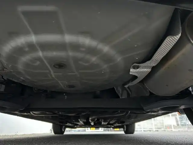 日産 ノート e－パワー X Vセレクション 佐賀県 2020(令2)年 3.3万km ダークメタルグレー エマージェンシーブレーキ/車線逸脱警報/車線逸脱防止支援システム/前後コーナーセンサー/デジタルルームミラー/社外ナビ/・アラウンドビューモニター/・BT/FM/AM/LEDヘッドライト/オートライト/ハイビームアシスト/プッシュスタート/社外16インチアルミホイール/ETC/ISOFIX/保証書