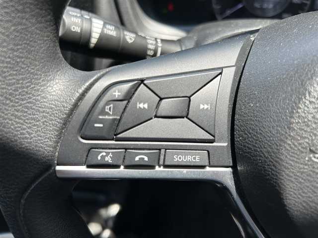 日産 ノート e－パワー X Vセレクション 佐賀県 2020(令2)年 3.3万km ダークメタルグレー エマージェンシーブレーキ/車線逸脱警報/車線逸脱防止支援システム/前後コーナーセンサー/デジタルルームミラー/社外ナビ/・アラウンドビューモニター/・BT/FM/AM/LEDヘッドライト/オートライト/ハイビームアシスト/プッシュスタート/社外16インチアルミホイール/ETC/ISOFIX/保証書