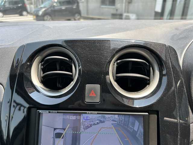 日産 ノート e－パワー X Vセレクション 佐賀県 2020(令2)年 3.3万km ダークメタルグレー エマージェンシーブレーキ/車線逸脱警報/車線逸脱防止支援システム/前後コーナーセンサー/デジタルルームミラー/社外ナビ/・アラウンドビューモニター/・BT/FM/AM/LEDヘッドライト/オートライト/ハイビームアシスト/プッシュスタート/社外16インチアルミホイール/ETC/ISOFIX/保証書