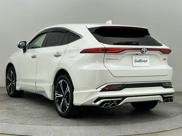 トヨタ ハリアー ハイブリッド Z レザーパッケージ 道央・札幌 2021(令3)年 2.7万km ホワイトパールクリスタルシャイン ・４WD/・モデリスタエアロ/・モデリスタ20インチAW/・JBLサウンド/・純正ディスプレイオーディオ/　BT/USB/Miracast/フルセグ/・パノラミックビューモニター/・デジタルインナーミラー/・ビルトインETC2.0/・AC100V/・トヨタセーフティセンス/・プリクラッシュセーフティ/・レーダークルーズコントロール/・レーンキープアシスト/・オートハイビーム/・クリアランスソナー/・BSM/・HUD/・RCTA/・RSA/・レザーシート/・前席パワーシート/・前席エア/シートヒーター/・パワーバックドア/・LEDヘッドライト/・フォグライト/・オートライト/・プッシュスタート/・スマートキー/・純正フロアマット/・ドアバイザー