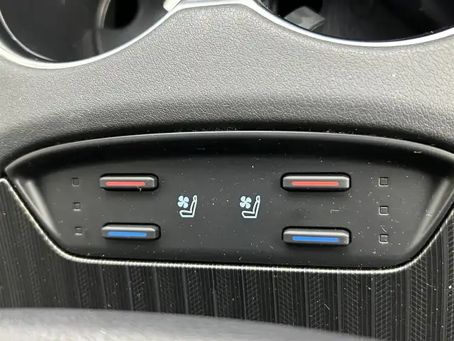 トヨタ ハリアー ハイブリッド Z レザーパッケージ 道央・札幌 2021(令3)年 2.7万km ホワイトパールクリスタルシャイン ・４WD/・モデリスタエアロ/・モデリスタ20インチAW/・JBLサウンド/・純正ディスプレイオーディオ/　BT/USB/Miracast/フルセグ/・パノラミックビューモニター/・デジタルインナーミラー/・ビルトインETC2.0/・AC100V/・トヨタセーフティセンス/・プリクラッシュセーフティ/・レーダークルーズコントロール/・レーンキープアシスト/・オートハイビーム/・クリアランスソナー/・BSM/・HUD/・RCTA/・RSA/・レザーシート/・前席パワーシート/・前席エア/シートヒーター/・パワーバックドア/・LEDヘッドライト/・フォグライト/・オートライト/・プッシュスタート/・スマートキー/・純正フロアマット/・ドアバイザー