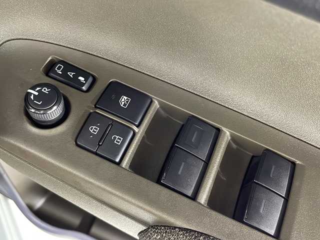 トヨタ シエンタ ハイブリッド Z 広島県 2024(令6)年 1万km アーバンカーキ トヨタセーフティセンス/・プリクラッシュセーフティ/・レーンディパーチャーアラート/・レーダークルーズコントロール/・オートマチックハイビーム/・ロードサインアシスト/・レーントレーシングアシスト/・先行車発進告知/横滑り防止/盗難防止/コーナーセンサー/純正ディスプレイオーディオ/・ナビ機能/BT/USB/バックカメラ/革巻きステアリング/オートライト/ステアリングスイッチ/純正フロアマット/プッシュスタート/スマートキー/両側パワスラ/D/Nシートヒーター/LEDヘッドライト/ウォークスルー/フルフラットシート/ドライブモード/ETC2.0
