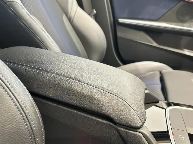 ＢＭＷ ＢＭＷ １１８ｄ Mスポーツ EDジョイ+ 福岡県 2020(令2)年 1.4万km サファイアブラックP 純正ナビ　/バックカメラ　/前後クリアランスソナー　/ハーフレザーシート　/パワーシート　/ＡＣＣ　/ＢＳＭ　/レーンキープ　/ＣａｒＰｌａｙ　/ワイヤレス充電　/パワーバックドア　/ＬＥＤライト　/スマートキー　/ＥＴＣ