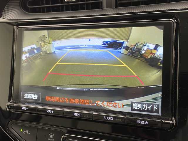 トヨタ アクア クロスオーバー 宮崎県 2017(平29)年 4.7万km ブラッキッシュアゲハガラスフレーク 禁煙車/トヨタセーフティセンス/純正9型ナビTV/（NSZT-Y66T/CD/DVD/Bluetooth/フルセグTV)/純正バックカメラ/フロントカメラ/純正LEDオートライト/純正LEDフォグ/純正フロアマット/プリクラッシュセーフティ/オートマチックハイビーム/レーンディパーチャーアラート/リアプライバシーガラス/オートエアコン/スマートキー/プッシュエンジンスタート/スペアキー/新車時保証書/取扱い説明書