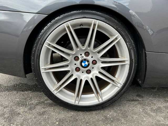 ＢＭＷ ３２０ｉ クーペ 大阪府 2009(平21)年 9.6万km スパークリンググラファイトM サンルーフ/純正１９インチAW/社外ナビフルセグTV/革巻きステアリング/クールボックス/前席パワーシート/純正ETC/スマートキー/スペアキー/保証書・取扱説明書