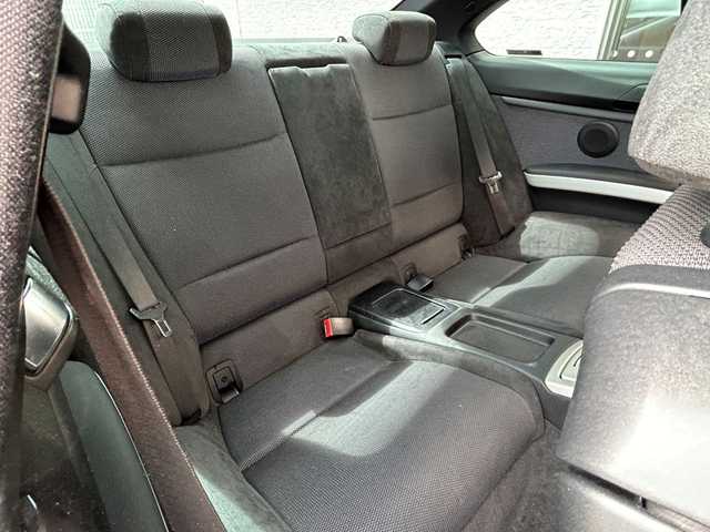 ＢＭＷ ３２０ｉ クーペ 大阪府 2009(平21)年 9.6万km スパークリンググラファイトM サンルーフ/純正１９インチAW/社外ナビフルセグTV/革巻きステアリング/クールボックス/前席パワーシート/純正ETC/スマートキー/スペアキー/保証書・取扱説明書