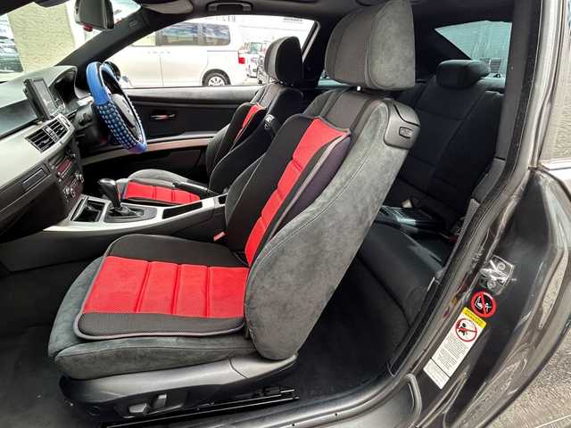 ＢＭＷ ３２０ｉ クーペ 大阪府 2009(平21)年 9.6万km スパークリンググラファイトM サンルーフ/純正１９インチAW/社外ナビフルセグTV/革巻きステアリング/クールボックス/前席パワーシート/純正ETC/スマートキー/スペアキー/保証書・取扱説明書