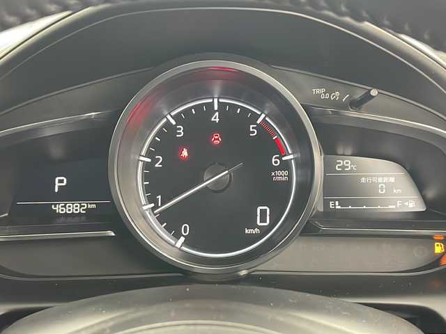 マツダ ＣＸ－３ XD エクスクルーシブモッズ 道央・札幌 2018(平30)年 4.7万km スノーフレイクホワイトパールマイカ ・純正ナビ&CD&DVD&BT/・360°ビューモニター/・i-ACTIVSENSE/・シティブレーキサポート/・ブラインドスポットモニター/・車線逸脱警報システム/・交通標識認識機能/・レーンキープアシスト/・クルーズコントロール/・パーキングセンサー/・アイドリングストップ/・社外前後ドライブレコーダー/・ビルトインETC/・ヘッドアップディスプレイ/・D席メモリ付きパワーシート/・前席シートヒーター/・レザーシート/・ステアリングヒーター/・ステアリングスイッチ/・革巻きステアリング/・パドルシフト/・オートワイパー/・ドアミラーヒーター/・プッシュスタート/・純正フロアマット/・LEDヘッドライト/・LEDフォグランプ/・オートライト/・オートマチックハイビーム/・スマートキー