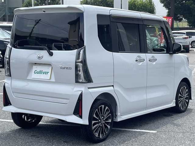 ダイハツ タント カスタム RS 千葉県 2023(令5)年 0.2万km シャイニングホワイトパール 福祉車両/助手席ウェルカムターンシート/トランククレーン式車いす収納装置/純正ナビ（Bluetooth、CD/DVD、フルセグTV）/HDMI/USB/衝突被害軽減ブレーキ/クリアランスソナー/電子パーキングブレーキ/シートヒーター/ハーフレザーシート/フォグランプ/LEDヘッドライト/オートライト/ドライブレコーダー/ETC/ドアバイザー/