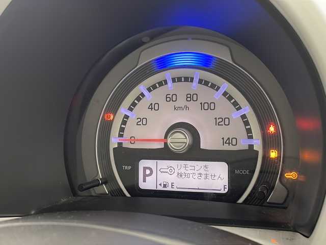 スズキ ハスラー G 沖縄県 2018(平30)年 6.8万km スチールシルバーM 社外オーディオ(GCW315)/Bluetooth接続/ＣＤ　/レーダーブレーキサポート　/アイドリングストップ　/プッシュスタート　/スマートキー　/前席シートヒーター　/ＥＴＣ　/オートエアコン　/パワーステアリング　/パワーウィンドウ　/純正フロアマット