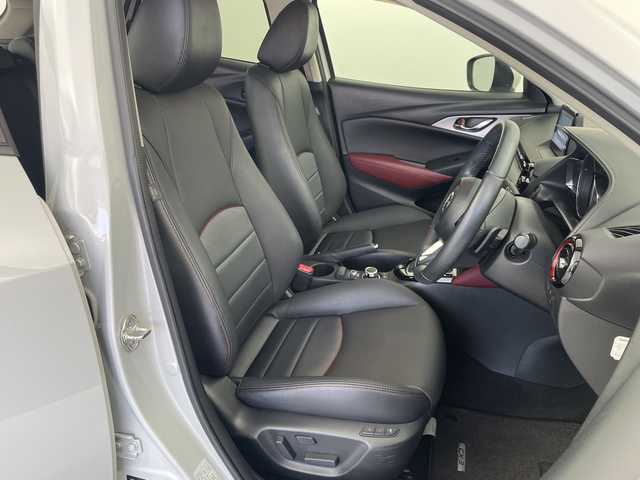 マツダ ＣＸ－３ 20S プロアクティブ 愛知県 2017(平29)年 5.7万km セラミックM 純正ナビ/・Bluetooth/・CD/DVD/・フルセグテレビ/バックカメラ/シートヒーター/ステアリングヒーター/衝突軽減ブレーキ/レーンキープアシスト/オートマチックハイビーム/ブラインドスポットモニター/ヘッドアップディスプレイ/クリアランスソナー/コーナーセンサー/レーダークルーズコントロール/前方ドライブレコーダー/ETC2.0/LEDヘッドライト