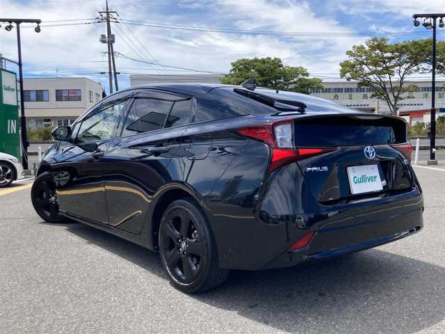 トヨタ プリウス S ツーリングセレ ブラックED 鳥取県 2021(令3)年 5.3万km プレシャスブラックパール 純正9インチナビ/フルセグ/DVD/CD/BT/全方位カメラ・ビルトインETC/トヨタセーフティセンス/アダプティブクルーズコントロール/前後ドライブレコーダー/前席シートヒーター/黒レザーシート/AC100V/LEDヘットライト/純正17インチアルミホイール/プッシュエンジンスタート/スマートキー/リアスモーク