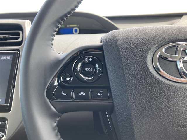 トヨタ プリウス S ツーリングセレ ブラックED 広島県 2021(令3)年 5.3万km プレシャスブラックパール 純正9インチナビ/フルセグ/DVD/CD/BT/全方位カメラ・ビルトインETC/トヨタセーフティセンス/アダプティブクルーズコントロール/前後ドライブレコーダー/前席シートヒーター/黒レザーシート/AC100V/LEDヘットライト/純正17インチアルミホイール/プッシュエンジンスタート/スマートキー/リアスモーク