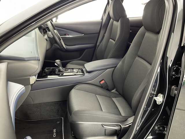 マツダ ＣＸ－３０ XD Sパッケージ 宮崎県 2025(令7)年 0.9万km ジェットブラックマイカ ワンオーナー/i-ACTIVSENSE/〇スマート・ブレーキ・サポート/〇AT誤発進抑制制御［前進時/後退時］/〇車線逸脱警報システム/〇レーンキープ・アシスト・システム/〇オートマチックハイビーム/〇ブラインド・スポット・モニタリング/〇後側方接近車両検知/〇前側方接近車両検知/〇マツダ・レーダー・クルーズ・コントロール/〇クルージング&トラフィック・サポート/〇ドライバー・アテンション・アラート/〇ヘッドアップディスプレイ/純正１０．２５インチセンターディスプレイ/フルセグTV/Bluetooth/３６０°ビュー・モニター/電動リアゲート/LEDヘッドライト/ワイヤレス充電/前後ドライブレコーダー/アイドリングストップ/純正18インチAW/ETC/保証書/取扱説明書