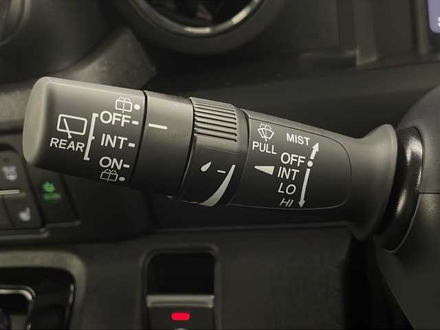 ホンダ Ｎ ＢＯＸ カスタム 宮崎県 2024(令6)年 0.1万km クリスタルブラックパール 禁煙車/バックカメラ/片側パワースライドドア/ホンダセンシング/・衝突軽減ブレーキ（CMBS）/・先行車発進お知らせ機能/・歩行者事故低減ステアリング/・路外逸脱抑制機能/・標識認識機能/・渋滞追従機能付アダプティブクルーズコントロール（ACC）/・車線維持支援システム（LKAS）/・誤発進抑制機能/・後方誤発進抑制機能/・近距離衝突軽減ブレーキ/・急アクセル抑制機能/・パーキングセンサーシステム/電動パーキングブレーキ/オートブレーキホールド/シートヒーター（前席）/LEDヘッドライト/LEDシーケンシャルターンランプ/リアサンシェード/フロアマット