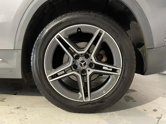 メルセデス・ベンツ ＧＬＡ２００ｄ 4マチック AMGライン 道央・札幌 2020(令2)年 4.8万km マウンテングレー AMGラインpkg/・AMGスタイリングパッケージ（フロントスポイラー、サイド＆リアスカート）/・MercedesBenzロゴ付きブレーキキャリパー/・ステンレスアクセル＆ブレーキペダル（ラバースタッド付）/・本革巻マルチファンクションステアリング（ペダルシフト付）/・レザーDINAMICAシート/・カーボン調インテリアトリム・スポーツコンフォートサスペンション/・１９インチAMG５ツインスポークアルミホイール/・マルチビームLEDヘッドライト/・アダプティブハイビームアシスト・プラス/・アンビエントライト（６４色）/アドバンスドpkg/・ヘッドアップディスプレイ/・アドバンスドサウンドシステム/ドライブレコーダー（フロント）/レーダーセーフティpkg/・アダプティブディスタンスアシスト・ディストロニック/・アクティブブレーキアシスト/・PRE-SAFE/・PRE-SAFEプラス/・緊急回避補助システム/・渋滞時緊急ブレーキ機能/・アクティブブラインドスポットアシスト/・アクティブレーンキーピングアシスト/・アクティブステアリングアシスト/３６０度カメラ/パワーテールゲート/パノラミックスライディングルーフ/ETC/・保証書有