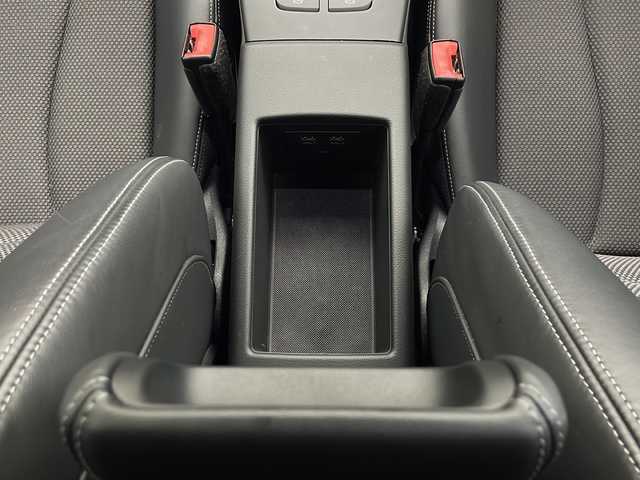 アウディ Ａ３ SB 2.0TFSIクワトロ スポーツ Sライン 秋田県 2017(平29)年 3万km ミトスブラックメタリック ４WD/純正ナビ【FM/AM/CD/DVD/BT】 /フルセグTV/バックカメラ /ETC /スマートキー　/LEDヘッドライト　/ハーフレザーシート /プッシュスタート /クルーズコントロール　/前方ドライブレコーダー  /運転席パワーシート　/横滑り防止装置　/オートライト/ステアリングリモコン/電格ミラー/アイドリングストップ/コーナーセンサー /フロントワイパーデアイサー /パドルシフト/純正AW/純正フロアマット/ターボ車両/保証書/取扱説明書