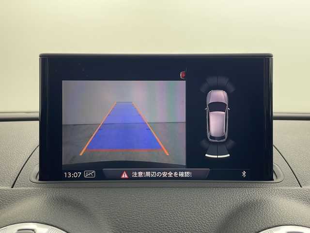 アウディ Ａ３ SB 2.0TFSIクワトロ スポーツ Sライン 秋田県 2017(平29)年 3万km ミトスブラックメタリック ４WD/純正ナビ【FM/AM/CD/DVD/BT】 /フルセグTV/バックカメラ /ETC /スマートキー　/LEDヘッドライト　/ハーフレザーシート /プッシュスタート /クルーズコントロール　/前方ドライブレコーダー  /運転席パワーシート　/横滑り防止装置　/オートライト/ステアリングリモコン/電格ミラー/アイドリングストップ/コーナーセンサー /フロントワイパーデアイサー /パドルシフト/純正AW/純正フロアマット/ターボ車両/保証書/取扱説明書