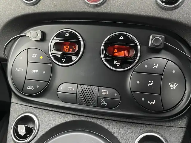 アバルト ５９５ コンペティツィオーネ 三重県 2020(令2)年 4.9万km ガンＭ ＯＺレーシングアルミ　/ＡＳＳＯマフラーカッター　/地デジチューナー　/カープレイ　/バックカメラ　/ＥＴＣ　/１オーナー　/純正アルミ有　/サベルトシート　/キセノンヘッドライト　/ＫＯＩＮ製ショック　/ハイパフォコイル/Bluetooth