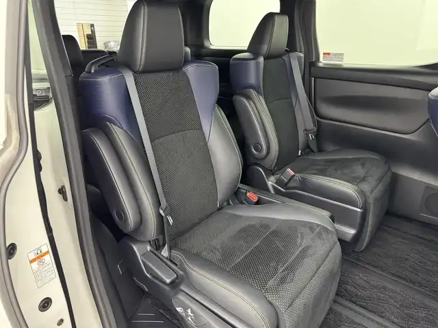 トヨタ ヴェルファイア Z Aエディション 福岡県 2016(平28)年 5.8万km ホワイトパールクリスタルシャイン モデリスタフロントエアロ　/ツインサンルーフ　/純正９型ナビ　/クルーズコントロール　/コーナーセンサー　/両側電動スライドドア　/電動リアゲート　/ビルトインＥＴＣ２．０　/オットマン　/１００ボルト電源　/Ｗエアコン