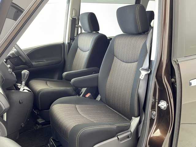 日産 セレナ HWS S HV Vセレ +SeftyⅡ 茨城県 2016(平28)年 7.7万km インペリアルアンバーP 純正ナビ/衝突軽減ブレーキ/両側電動スライドドア/全方位カメラ　/後席モニター/クルーズコントロール/ETC/ドライブレコーダー/純正フロアマット/純正アルミホイール/LEDヘッドライト/フォグランプ/オートライト/スマートキー