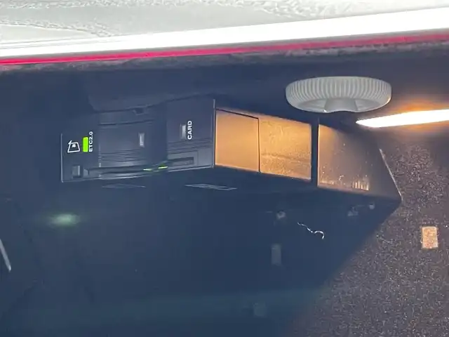 メルセデス・ベンツ Ｅ２２０ｄ SWアバンギャルド AMGライン 埼玉県 2020(令2)年 4.3万km ポーラホワイト 黒革シート/レザーパッケージ/エアバランスパッケージ/Ｂｕｒｍｅｓｔｅｒ/純正HDDナビ/(Bluetooth/USB/フルセグ)/３６０度カメラ/アダプティブクルーズコントロール/ブラインドスポットモニター/シートヒーター/パークアシスト/ＬＥＤ