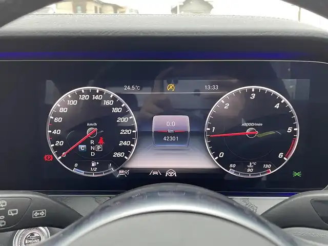 メルセデス・ベンツ Ｅ２２０ｄ SWアバンギャルド AMGライン 埼玉県 2020(令2)年 4.3万km ポーラホワイト 黒革シート/レザーパッケージ/エアバランスパッケージ/Ｂｕｒｍｅｓｔｅｒ/純正HDDナビ/(Bluetooth/USB/フルセグ)/３６０度カメラ/アダプティブクルーズコントロール/ブラインドスポットモニター/シートヒーター/パークアシスト/ＬＥＤ