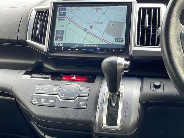 ホンダ ステップワゴン スパーダ Z 青森県 2015(平27)年 11.2万km プレミアムコスミックバイオレットパール 4WD/純正9インチナビ・フルセグTV/CD・DVD・Bluetooth・SD/バックカメラ/両側パワースライドドア/クルーズコントロール/パドルシフト/ワイパーデアイサー/純正エンジンスターター/前後ドライブレコーダー/ビルトインETC/HIDヘッドライト/オートライト/フォグランプ/純正16インチアルミ/スマートキー/スペアキー