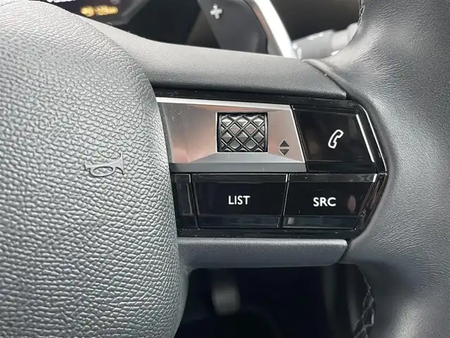 ＤＳオートモビル ＤＳ３ クロスバック グランシック 東京都 2021(令3)年 5.8万km 緑Ⅱ 純正ナビ/DTV/バックカメラ/黒革シート/ヘッドアップディスプレイ/ドライブレコーダー/ETC/純正USB/Bluetoothオーディオ/レーンアシスト/ブラインドスポットモニター/アダプティブクルーズコントロール/パドルシフト/LEDヘッドライト/スマートキー