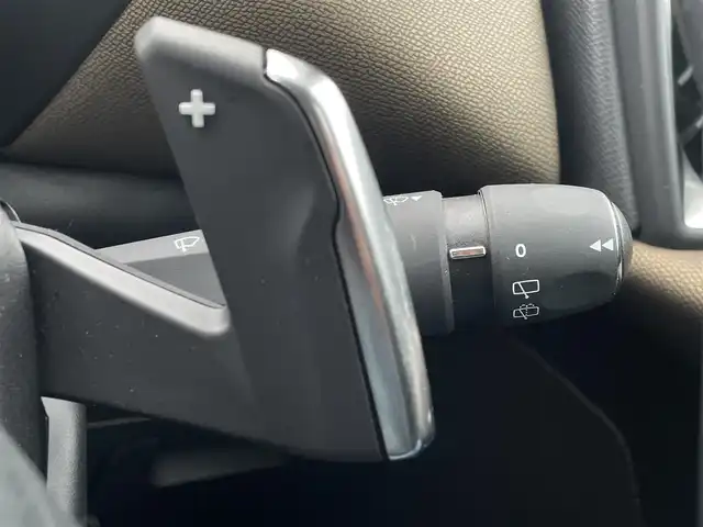 ＤＳオートモビル ＤＳ３ クロスバック グランシック 東京都 2021(令3)年 5.8万km 緑Ⅱ 純正ナビ/DTV/バックカメラ/黒革シート/ヘッドアップディスプレイ/ドライブレコーダー/ETC/純正USB/Bluetoothオーディオ/レーンアシスト/ブラインドスポットモニター/アダプティブクルーズコントロール/パドルシフト/LEDヘッドライト/スマートキー