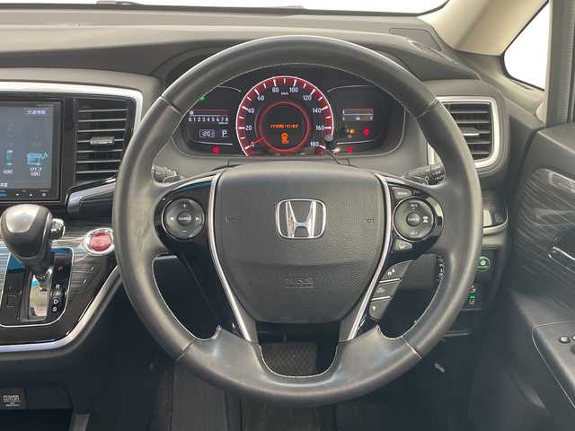 ホンダ オデッセイ アブソルート EX 愛知県 2015(平27)年 4.8万km クリスタルブラックパール ホンダセンシング/純正8型ナビ/フリップダウンモニター/両側パワースライドドア/レーダークルーズコントロール/バックカメラ/パワーシート/純正アルミホイール/LEDヘッドライト/パドルシフト/リアオートエアコン/衝突軽減システム/フルセグ/CD DVD/Bluetooth/ステアリングスイッチ/スマートキー/プッシュスタート