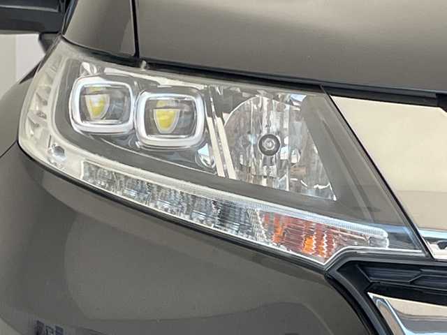 ホンダ オデッセイ アブソルート EX 愛知県 2015(平27)年 4.8万km クリスタルブラックパール ホンダセンシング/純正8型ナビ/フリップダウンモニター/両側パワースライドドア/レーダークルーズコントロール/バックカメラ/パワーシート/純正アルミホイール/LEDヘッドライト/パドルシフト/リアオートエアコン/衝突軽減システム/フルセグ/CD DVD/Bluetooth/ステアリングスイッチ/スマートキー/プッシュスタート