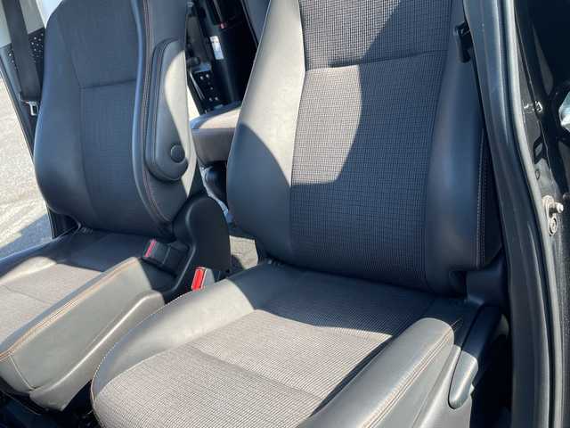 トヨタ シエンタ ハイブリッド G クエロ 千葉県 2018(平30)年 3.6万km ブラックマイカ ＴＲＤエアロ　ナビＮＳＺＴ－Ｗ６６Ｔ　フリップダウンモニター　バックカメラ　両側電動スライドドア　ＨＤＭＩ　ＢＴ　ＵＳＢ　ＥＴＣ　ＡＨＢ　ＬＤＡ　ＰＣＳ　１５インチＡＷ　ＬＥＤライト　オートライト