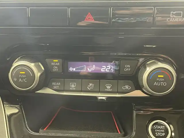 日産 セレナ ハイウェイスター V 滋賀県 2022(令4)年 1.9万km ブリリアントホワイトパール 純正10インチナビ/(CD/DVD/USB/HDMI/Bluetooth/フルセグTV)/プロパイロット/ローダウン/アラウンドビューモニター/両側パワースライドドア/ブラインドスポットモニター/純正デジタルインナーミラー/クリアランスソナー/純正フリップダウンモニター/ETC/ドライブレコーダー/オートライト/LEDヘッドライト