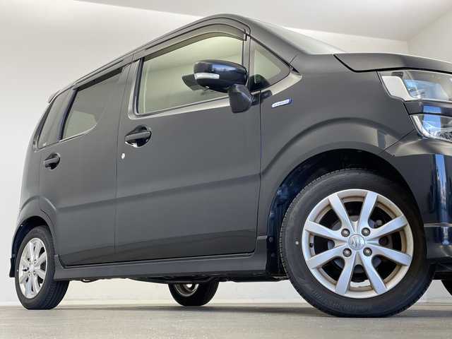 スズキ ワゴンＲ HYBRID FZ 新潟県 2017(平29)年 1万km ブルーイッシュブラックパール3 ClarionCDプレイヤー/USB入力端子/アイドリングストップ/スペアキー/オートエアコン/純正フロアマット/純正アルミホイール/キセノンヘッドライト/純正ドアバイザー/カードホルダー/運転席シートヒーター/ISOFIX